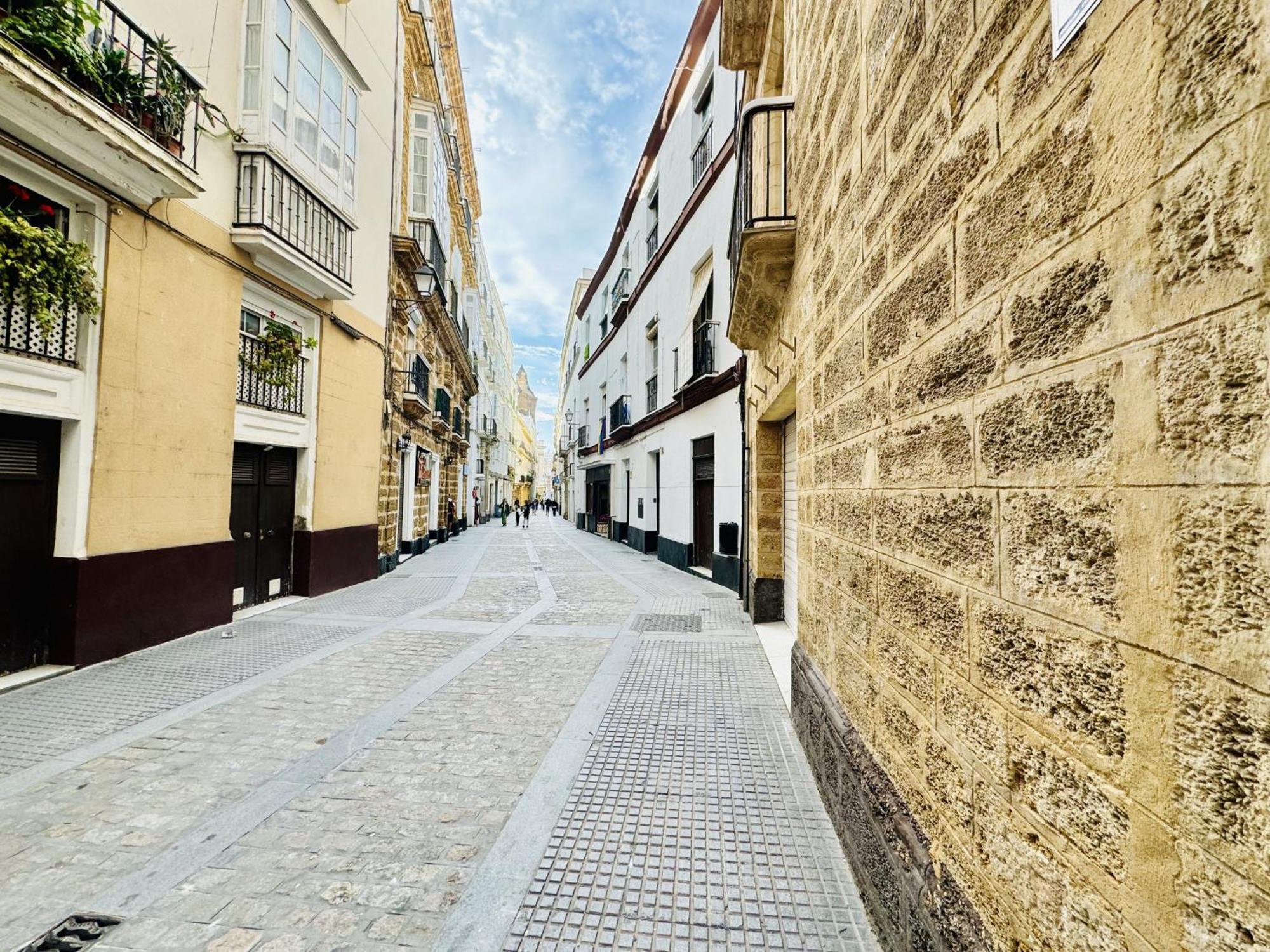 Mana Home Keep Calm Feel The Light And Shine Cadiz Exterior photo